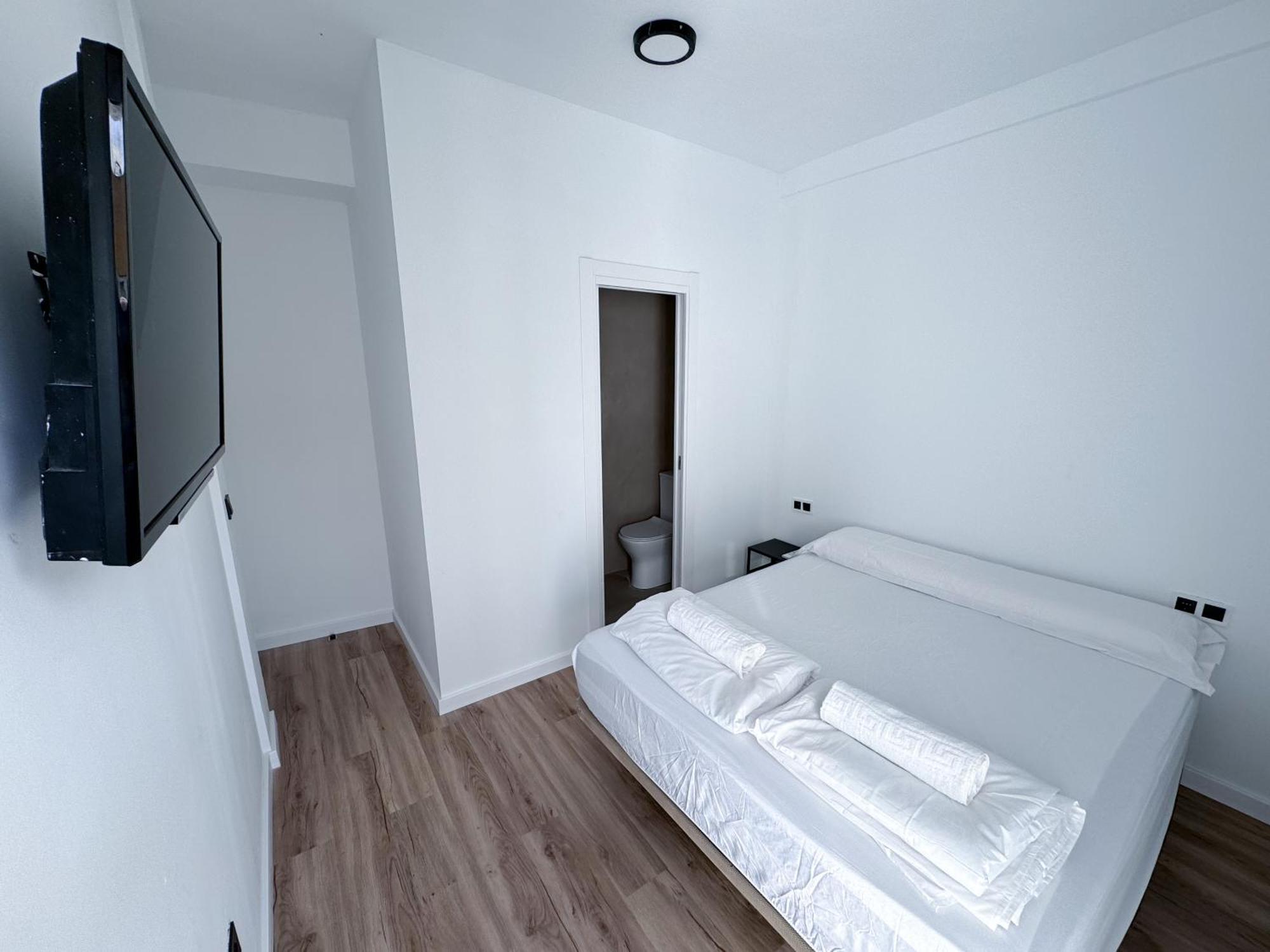 Muede Hostel Torremolinos Exterior photo