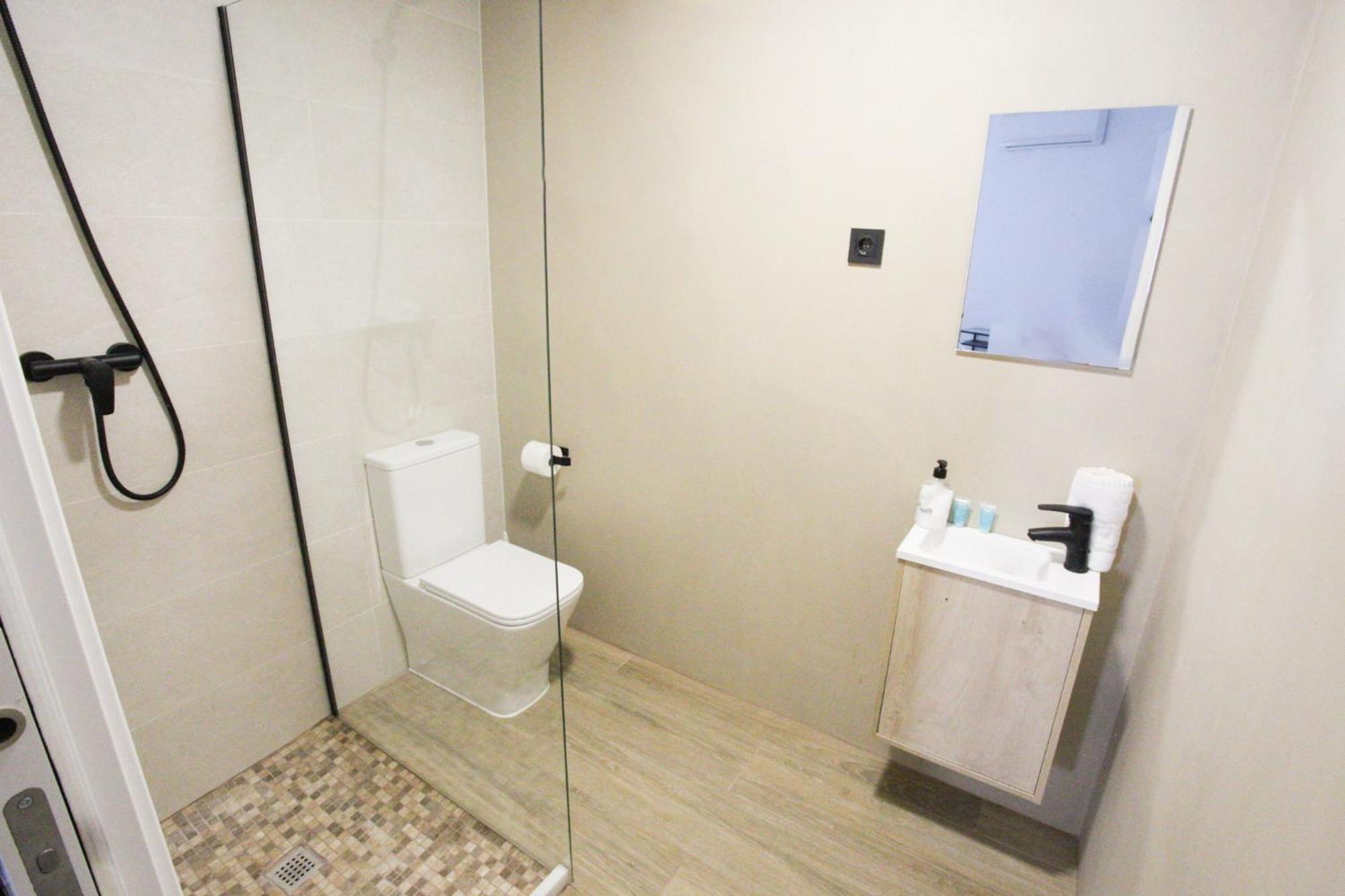 Muede Hostel Torremolinos Exterior photo